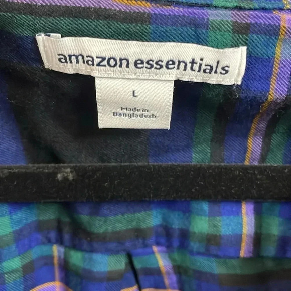 Amazon Essentials Classic-Fit Long-Sleeve Lightweight Plaid Flannel Shirt - Picture 3 of 7
